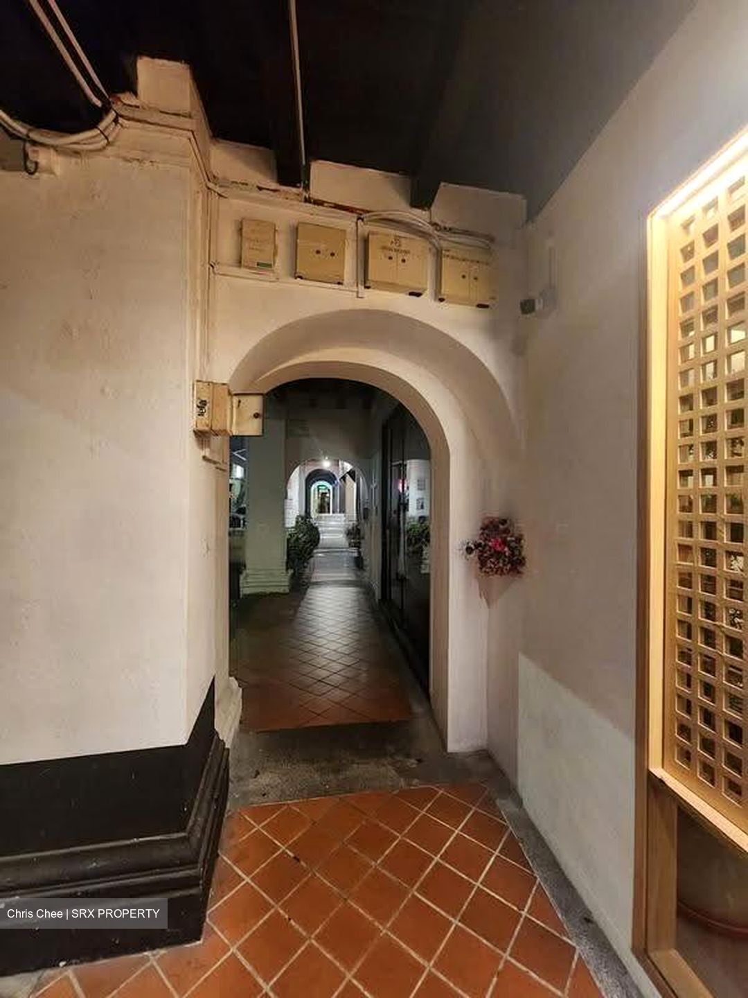 Tanjong Pagar Conservation Area (D2), Retail #627455341